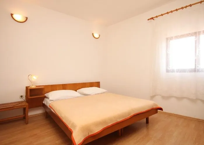8174b Apartman