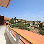 8174b Apartament